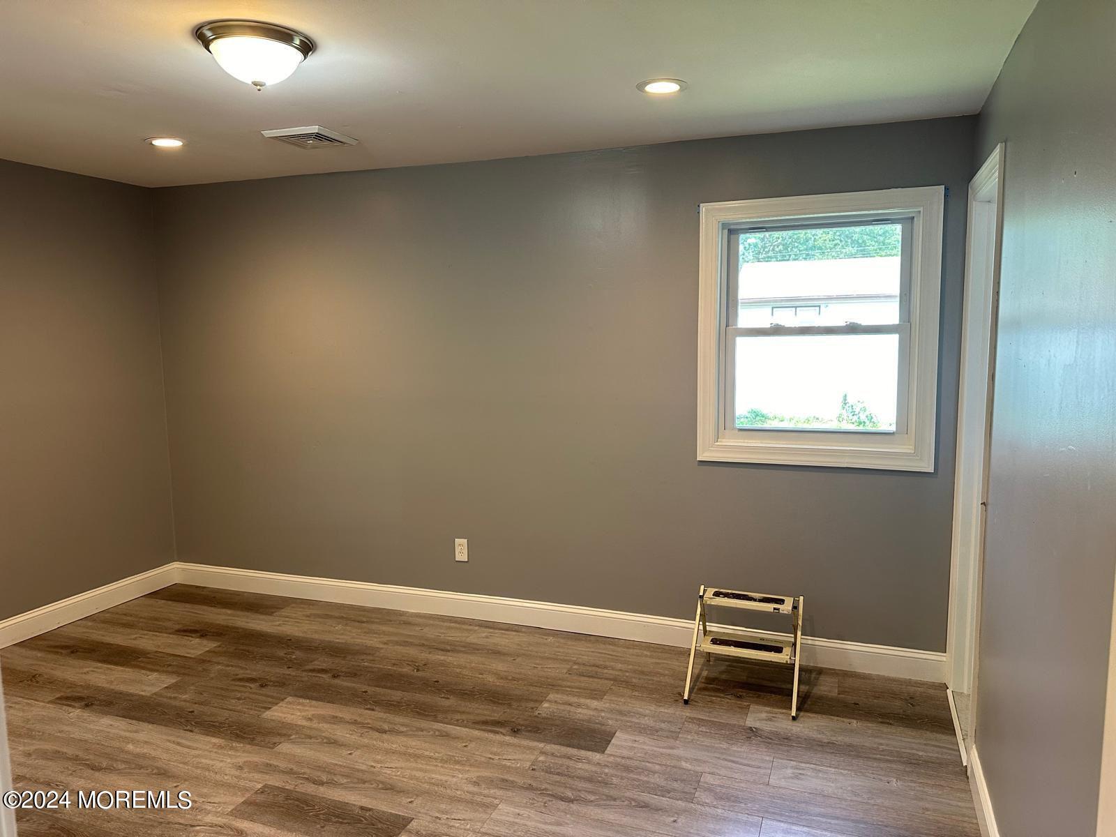 Photo 16 of 20 of 328 Mizzen Avenue house