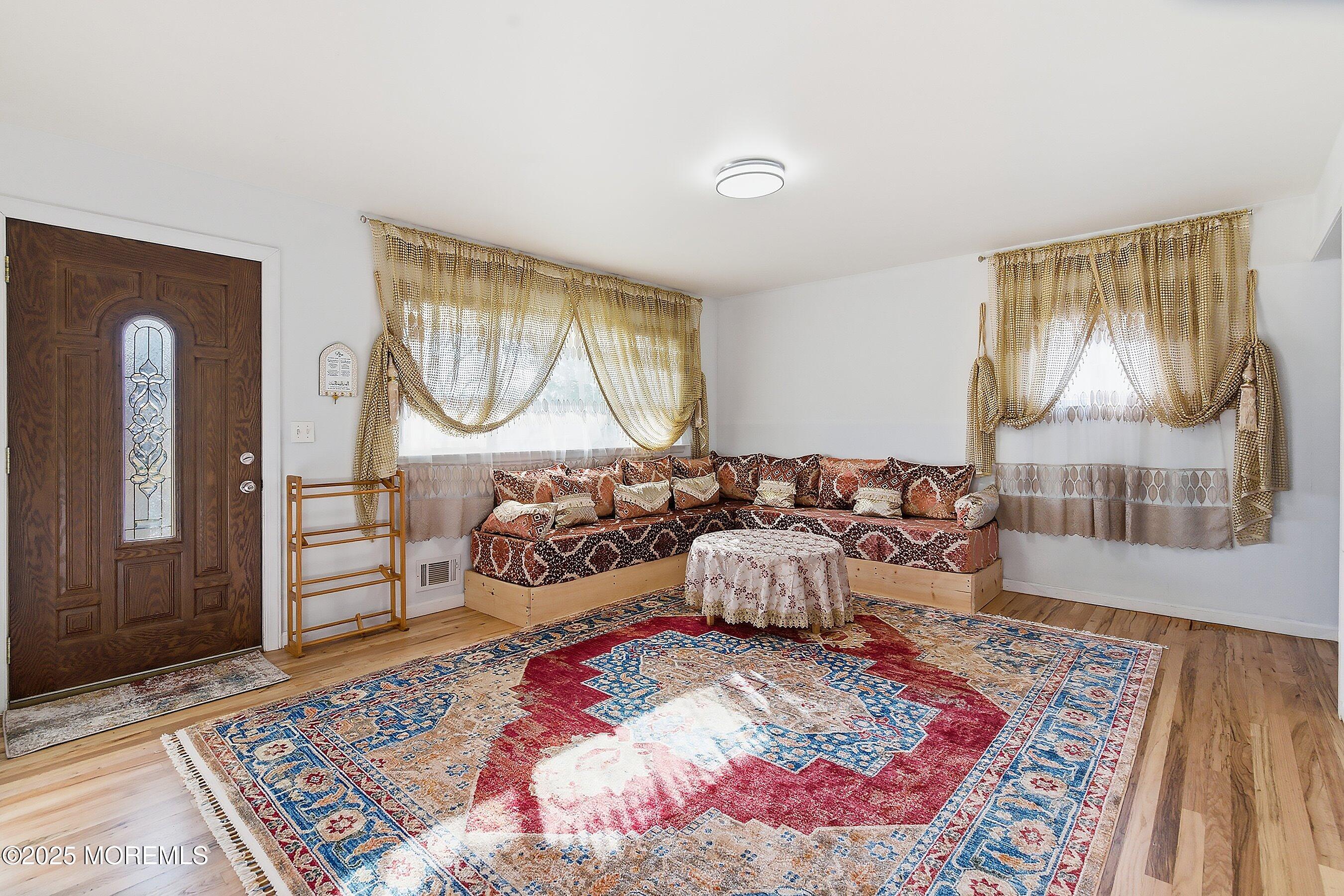 11 Forest Valley Drive