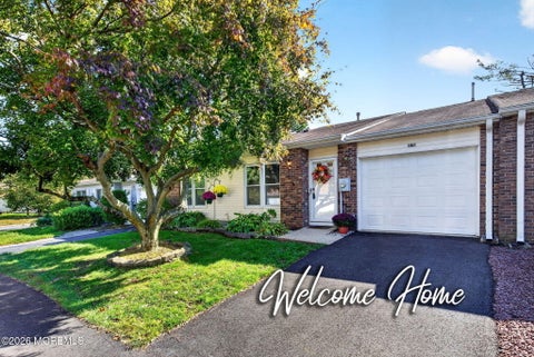 Photo of 162 Gayle Court, Lakewood, NJ 08701 (MLS # 22632506)