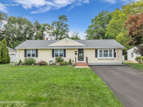 Homes For Sale - 11 Forest Drive<br/> Middletown, NJ 07748