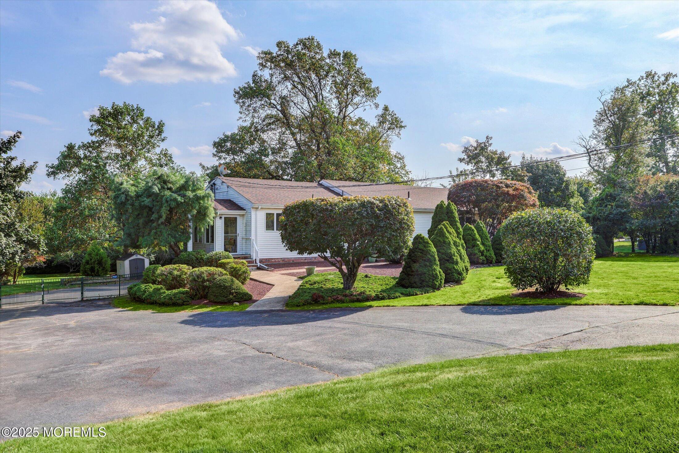 30 Pleasant Valley Road