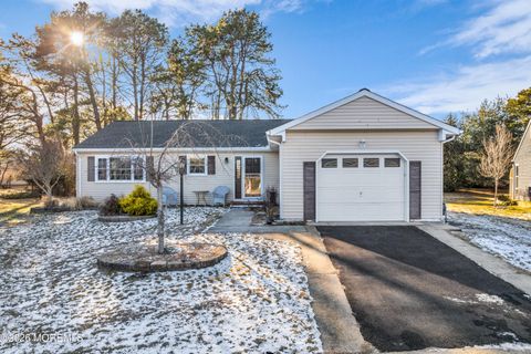 38 Kinkora Court W Toms River NJ 08757