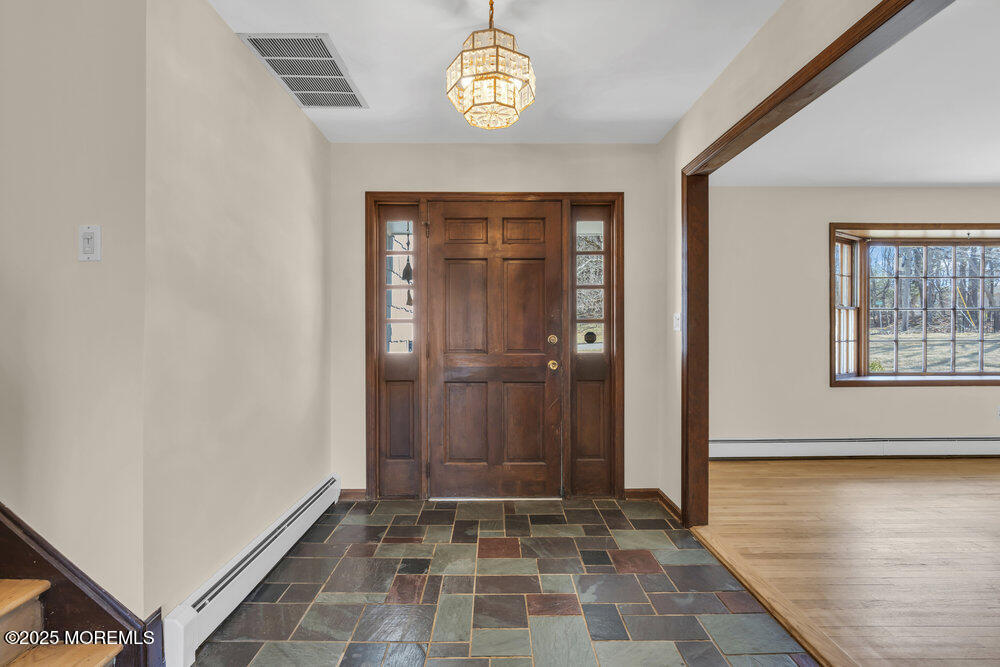 8 Navaho Way, Middletown, New Jersey image 6