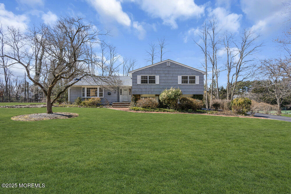 8 Navaho Way, Middletown, New Jersey image 1