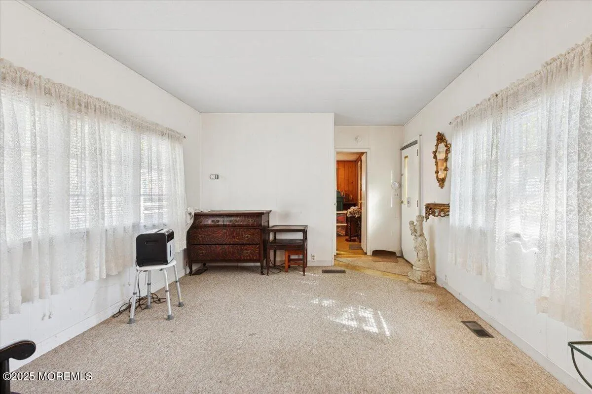 Toms River, New Jersey 08755, United States, 2 Bedrooms Bedrooms, ,2 BathroomsBathrooms,Residential,Active,222166