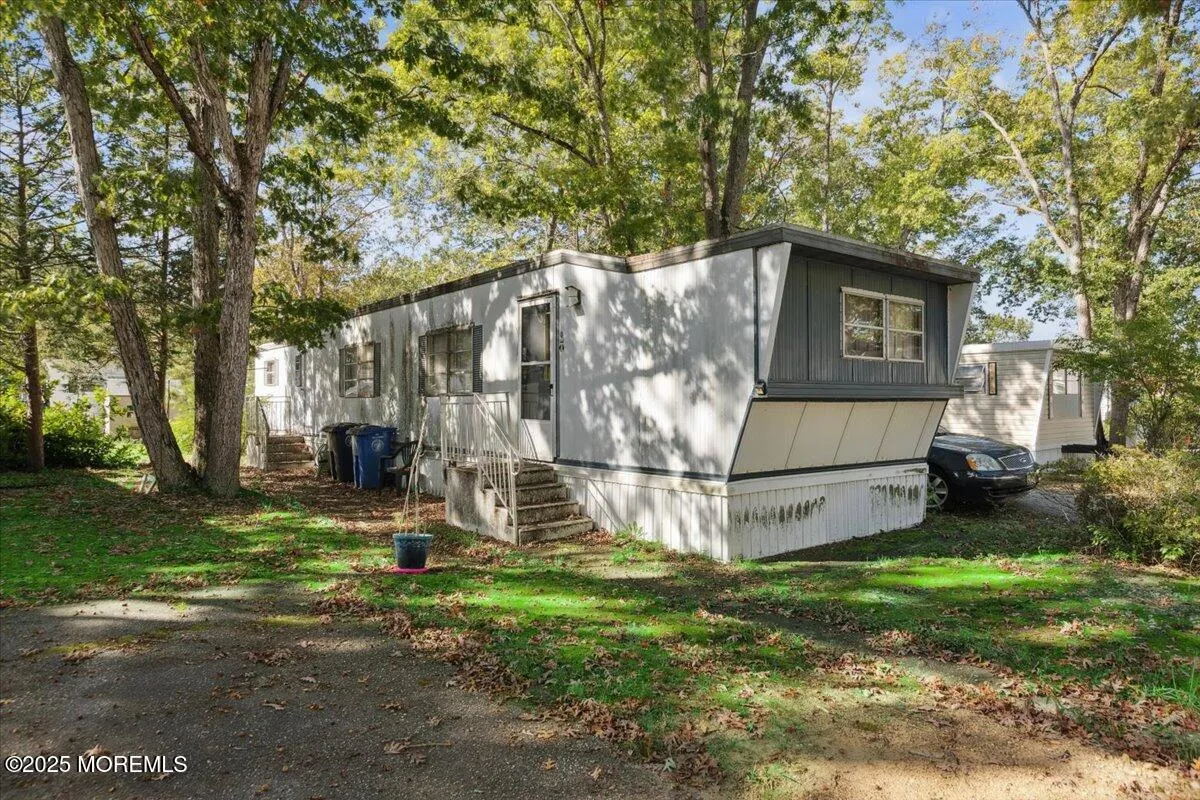 Toms River, New Jersey 08755, United States, 2 Bedrooms Bedrooms, ,2 BathroomsBathrooms,Residential,Active,222166