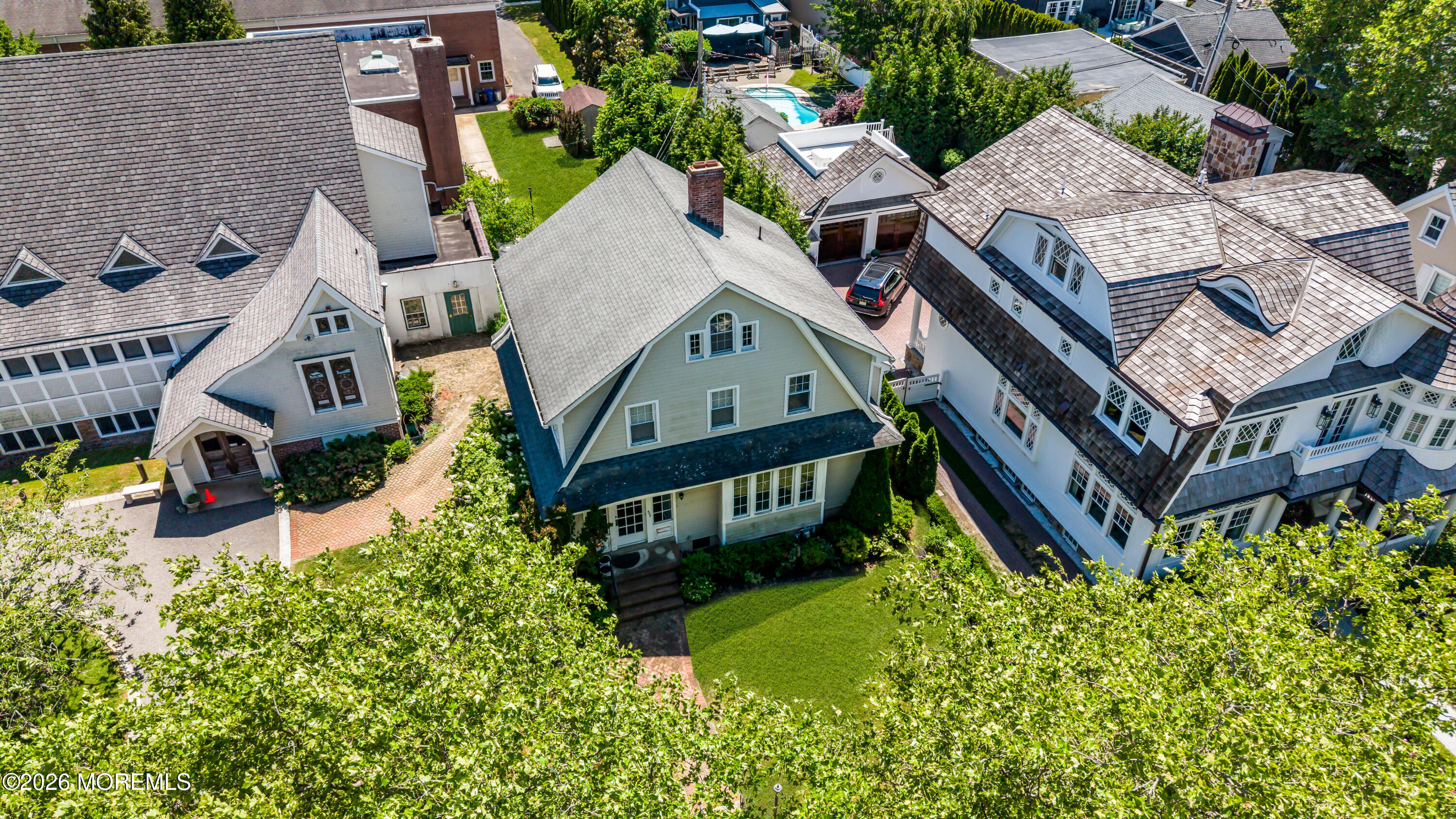 405 West Lake Drive