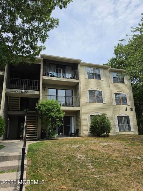 Condo For Rent - 26 Colonial Court<br/> Atlantic County, Galloway, NJ 08205