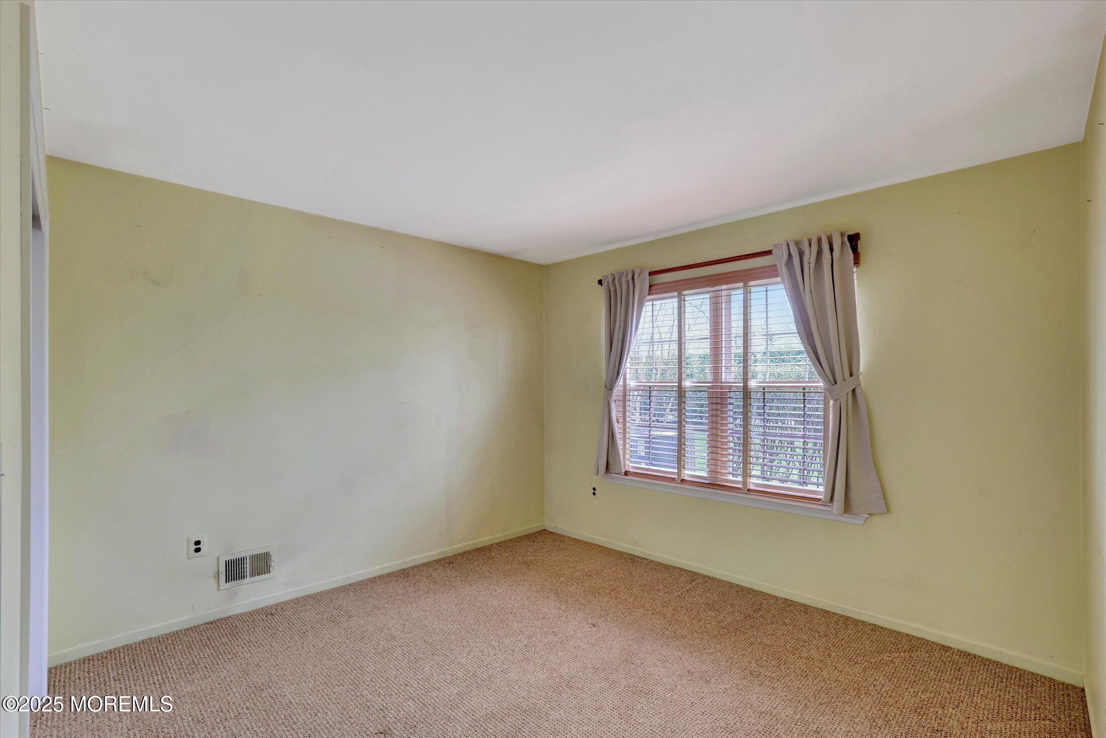 7 Ambrosia Way, Freehold, New Jersey image 16