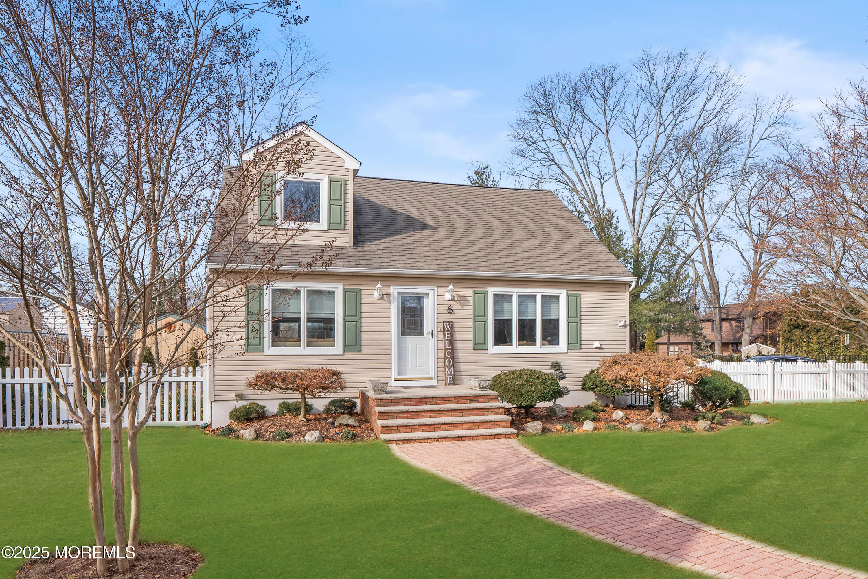 6 Arlington Street, Oakhurst, New Jersey image 1