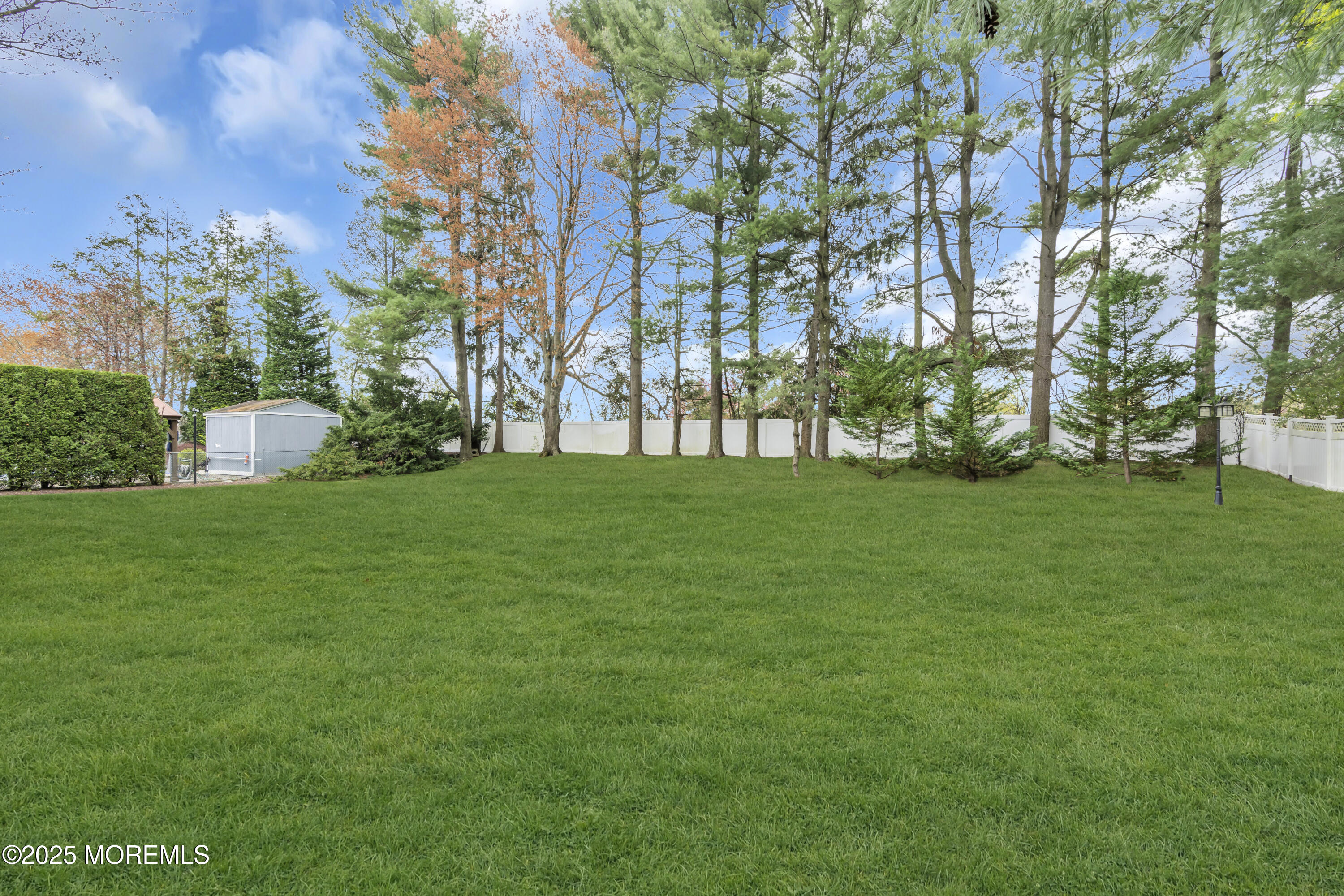 2 Liberty Road, Marlboro, New Jersey image 47