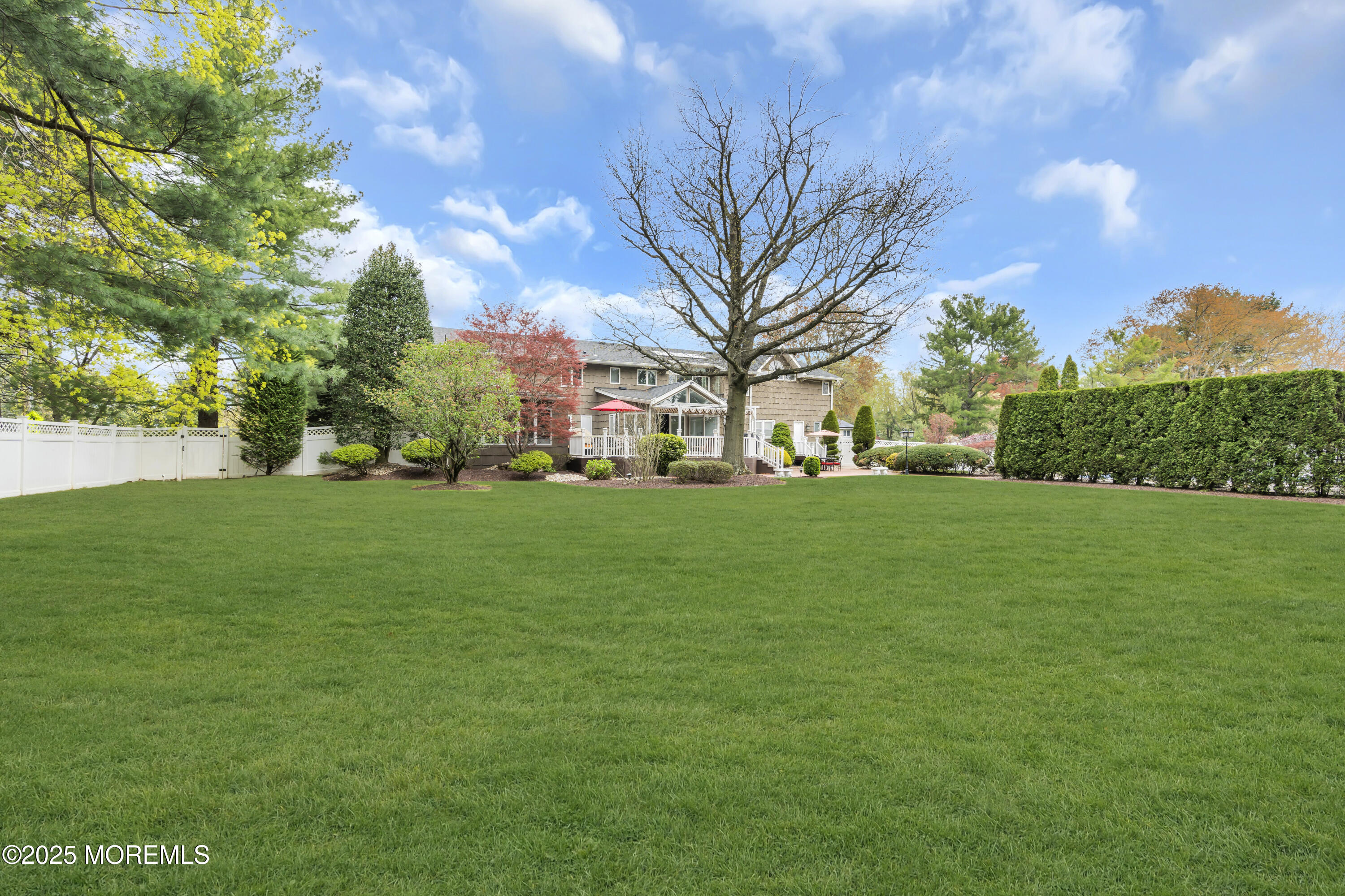 2 Liberty Road, Marlboro, New Jersey image 46