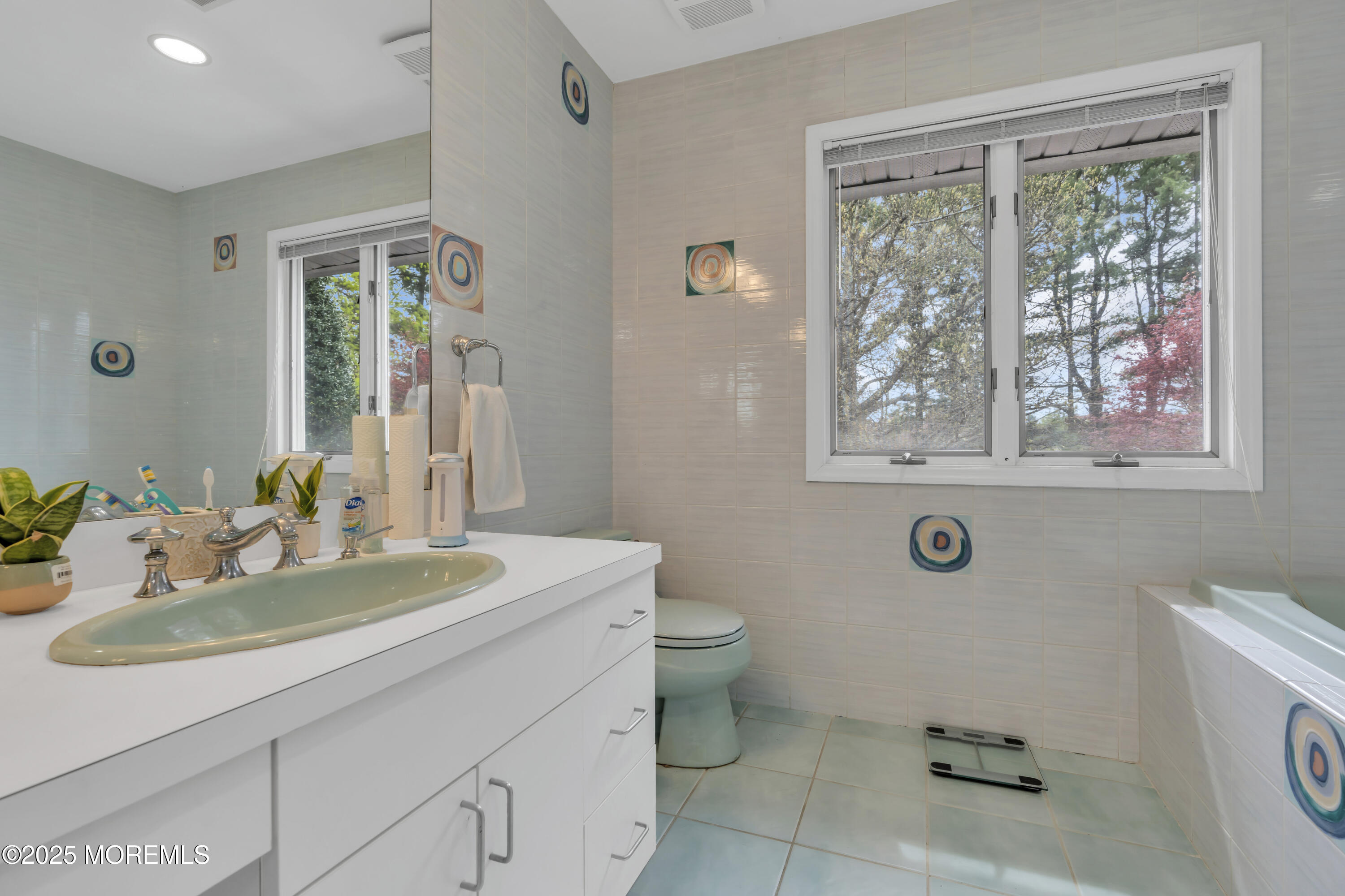 2 Liberty Road, Marlboro, New Jersey image 36