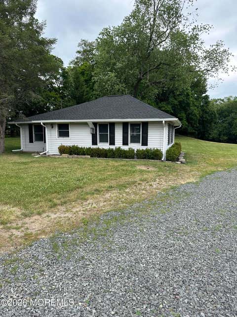 Homes For Rent - 164 Everett Road #165<br/> Monmouth County, Lincroft, NJ 07738