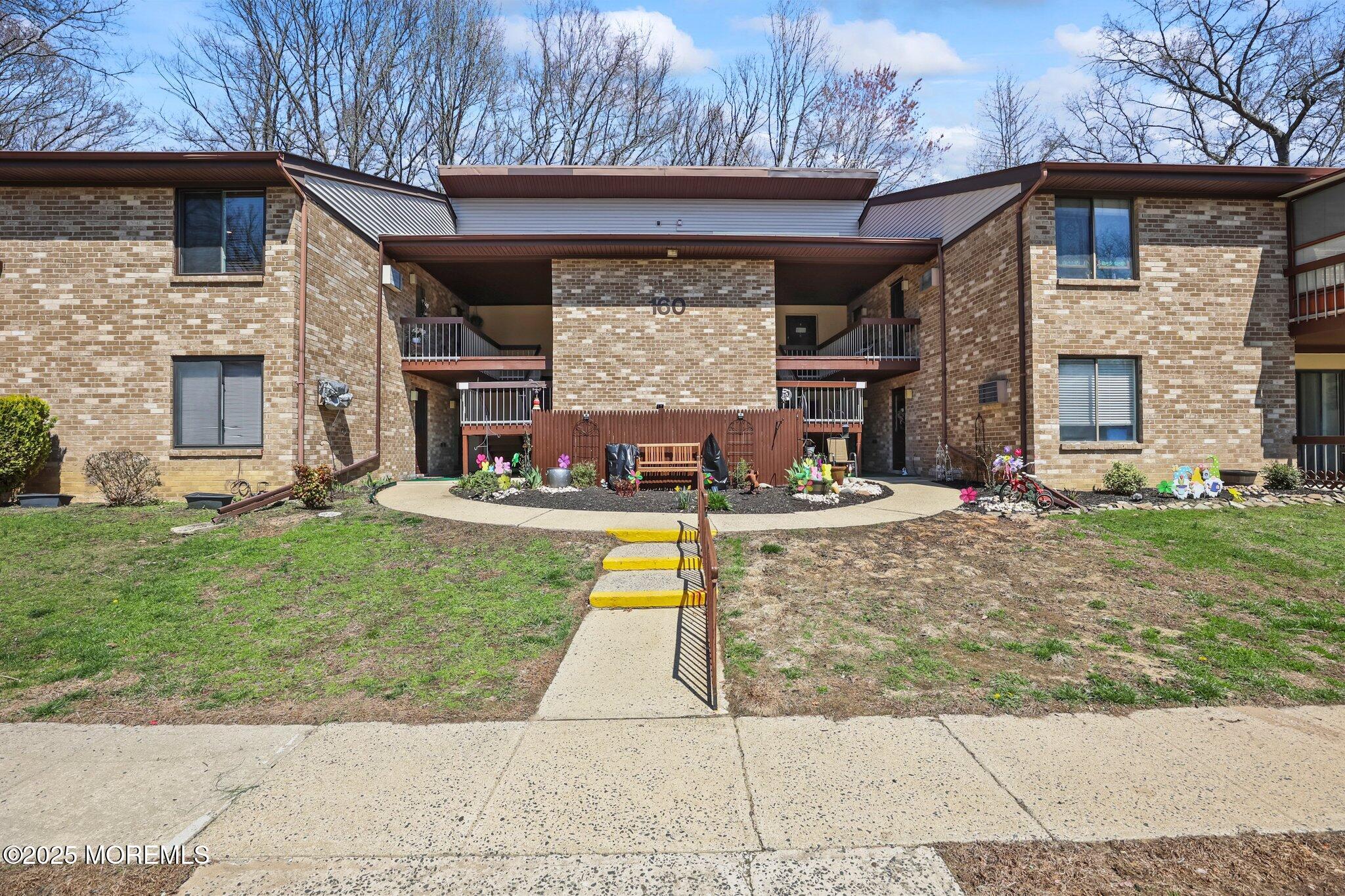 160 Cross Slope Court #F, Manalapan, New Jersey image 20