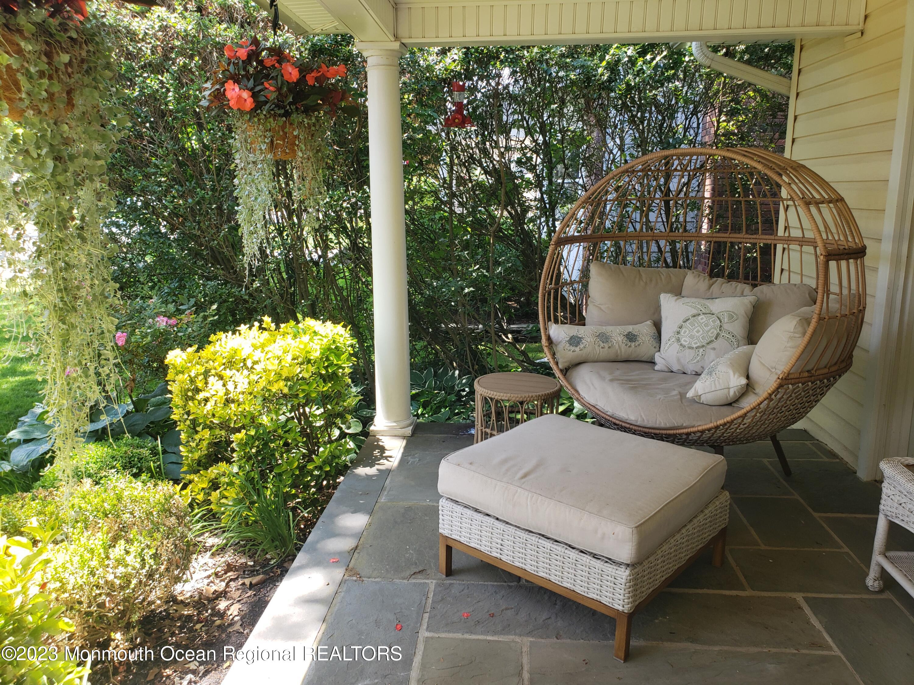 407 Chicago Boulevard