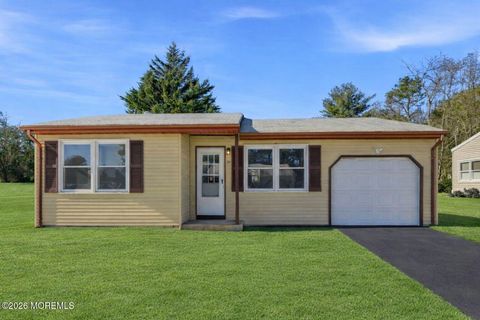 Condo For Sale - 91 Westport Drive #71<br/> Whiting, NJ 08759