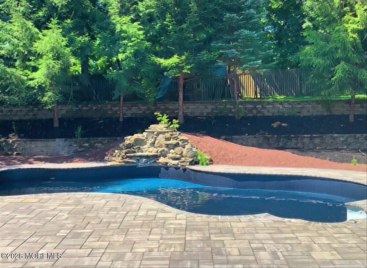11 Hemingway Court, Morganville, New Jersey image 50