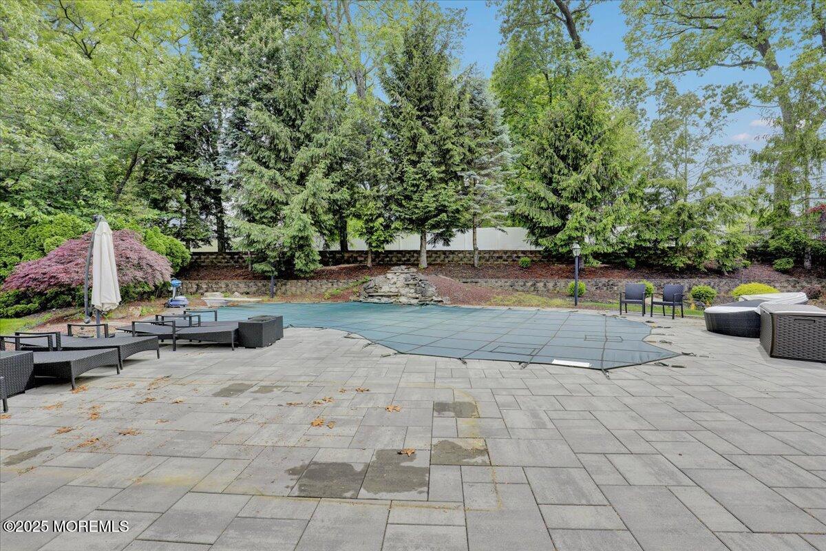 11 Hemingway Court, Morganville, New Jersey image 48