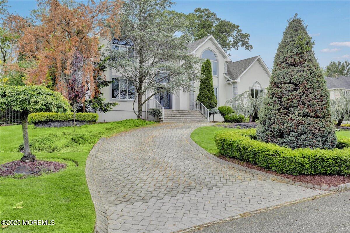 11 Hemingway Court, Morganville, New Jersey image 5