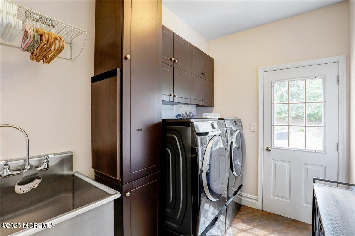 11 Hemingway Court, Morganville, New Jersey image 29