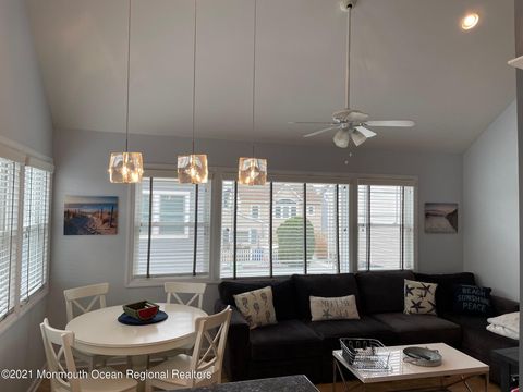 Homes For Rent - 106 W Pompano Way<br/> Lavallette, NJ 08735
