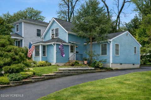 Homes For Sale - 6 3rd Street<br/> Rumson, NJ 07760