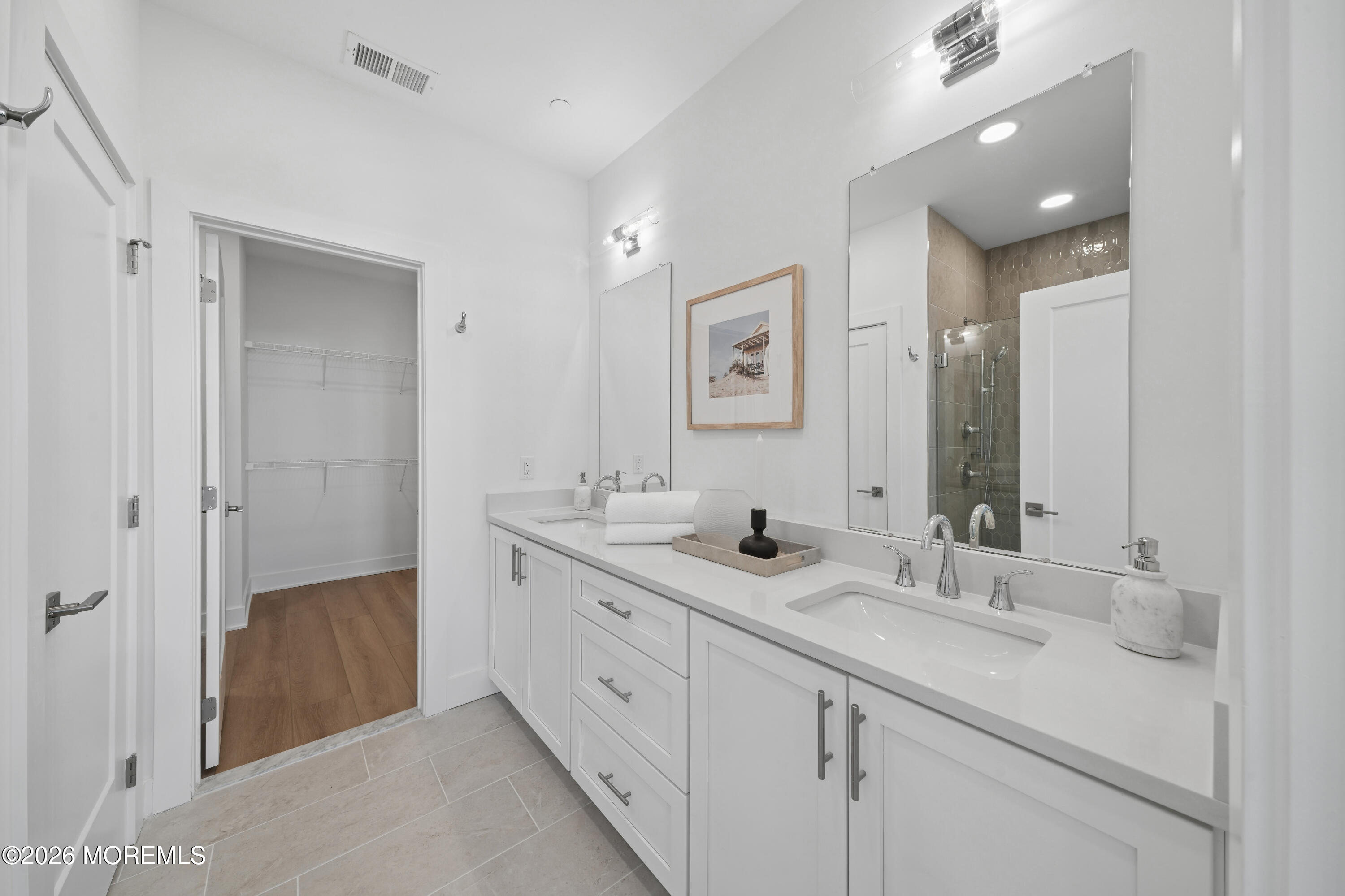 414B Cookman Avenue 202