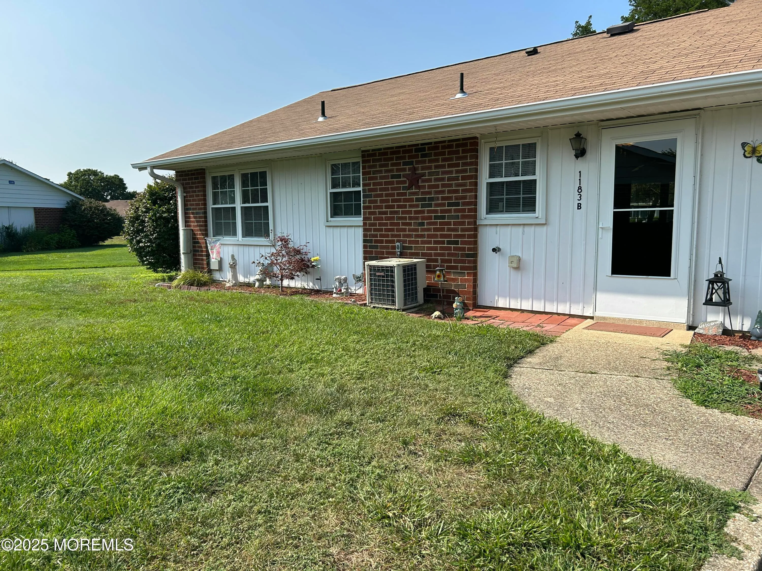 Lakewood, New Jersey 08701, United States, 2 Bedrooms Bedrooms, ,1 BathroomBathrooms,Residential,Active,188560