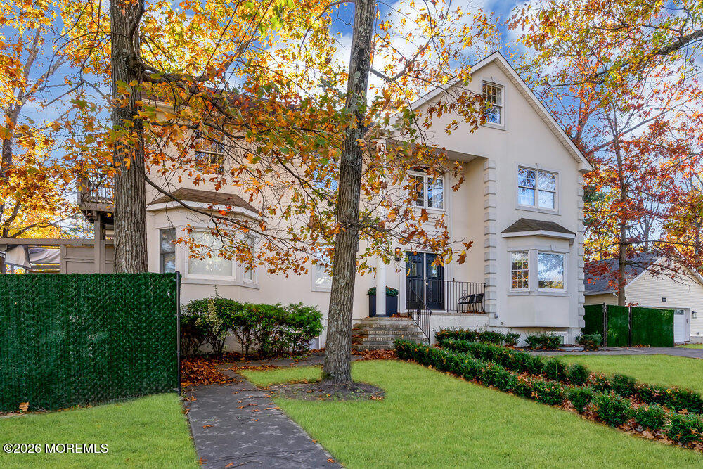 1501 Pine Park Avenue