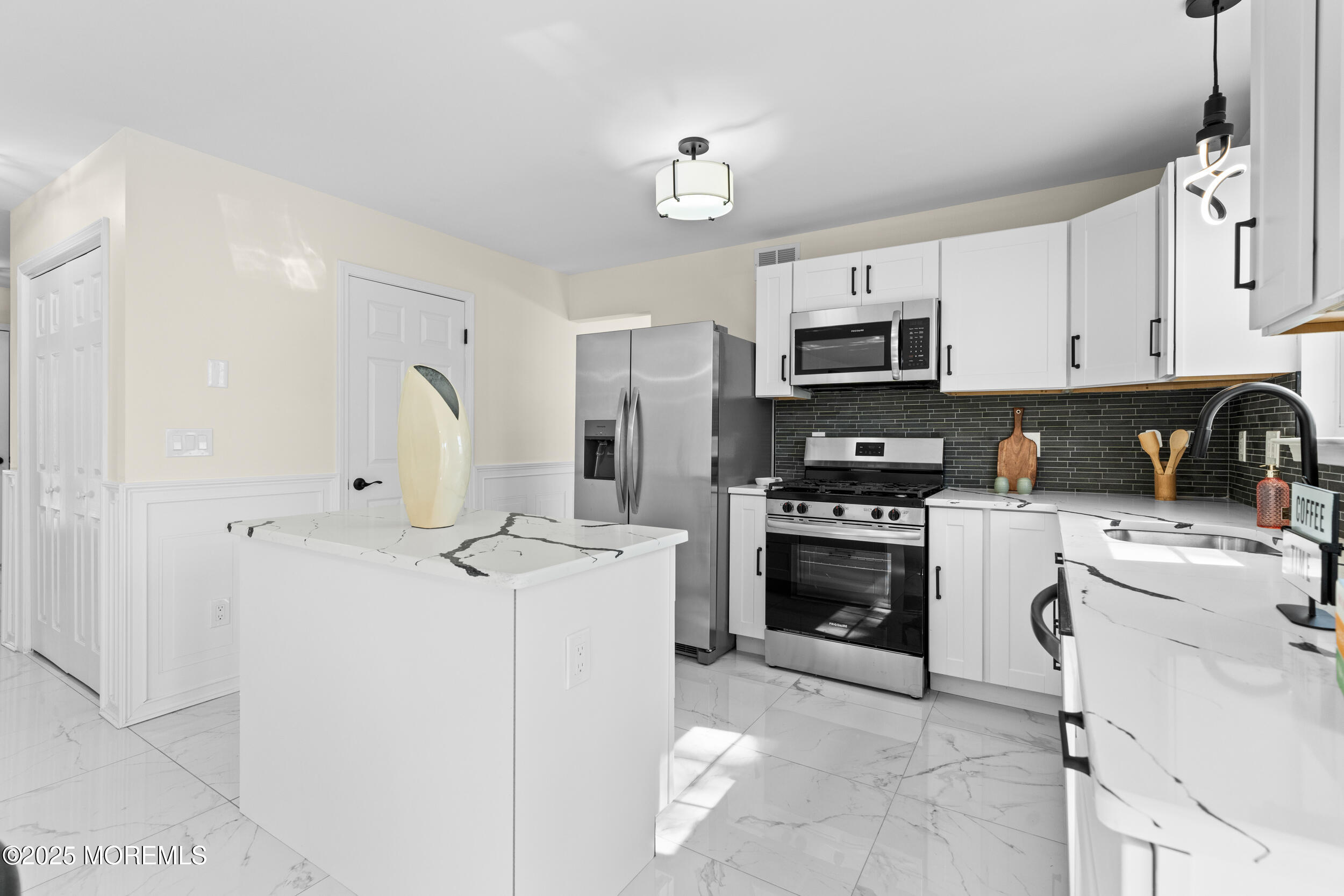 1534 Forecastle Avenue, Manahawkin, New Jersey image 12