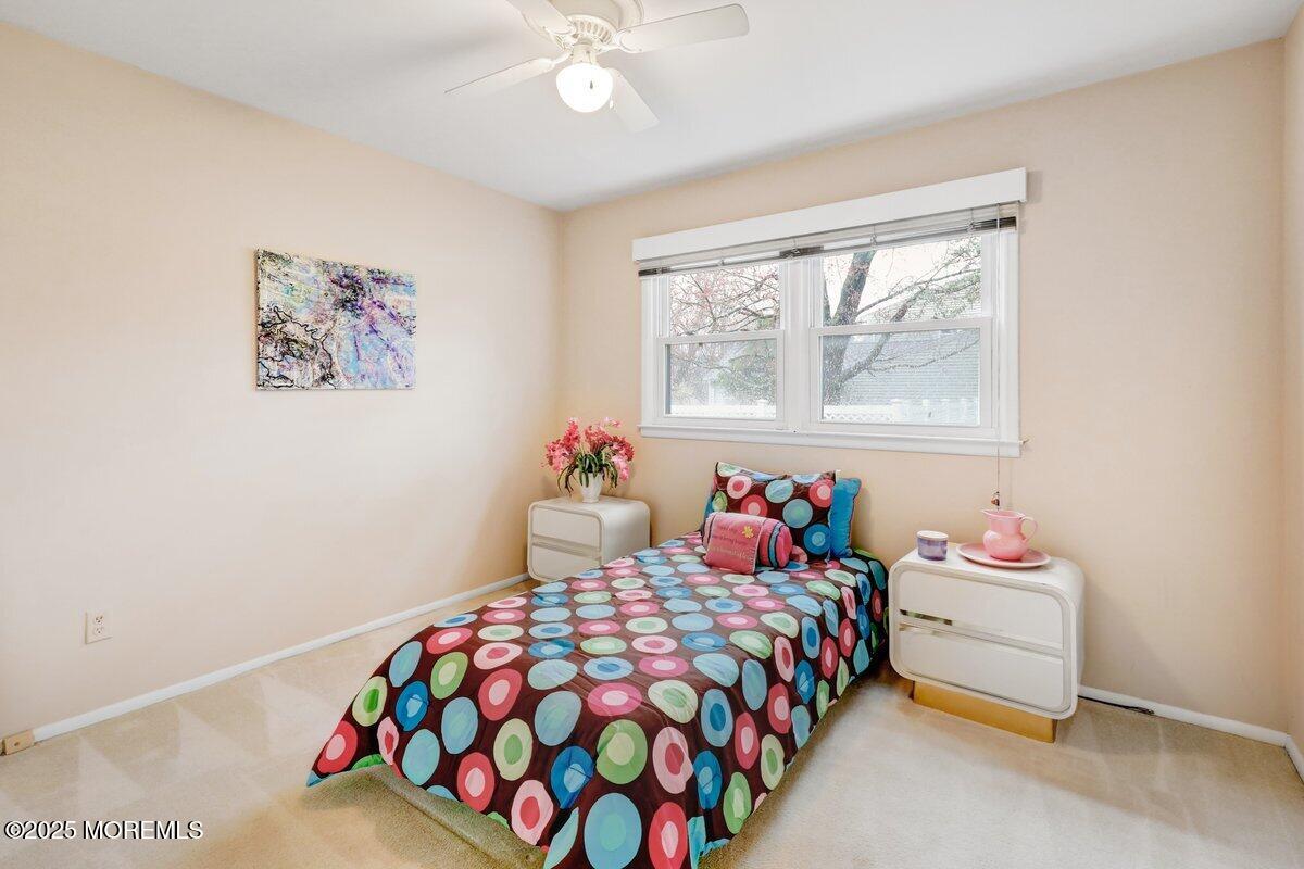 14 Edwards Drive, Freehold, New Jersey image 16