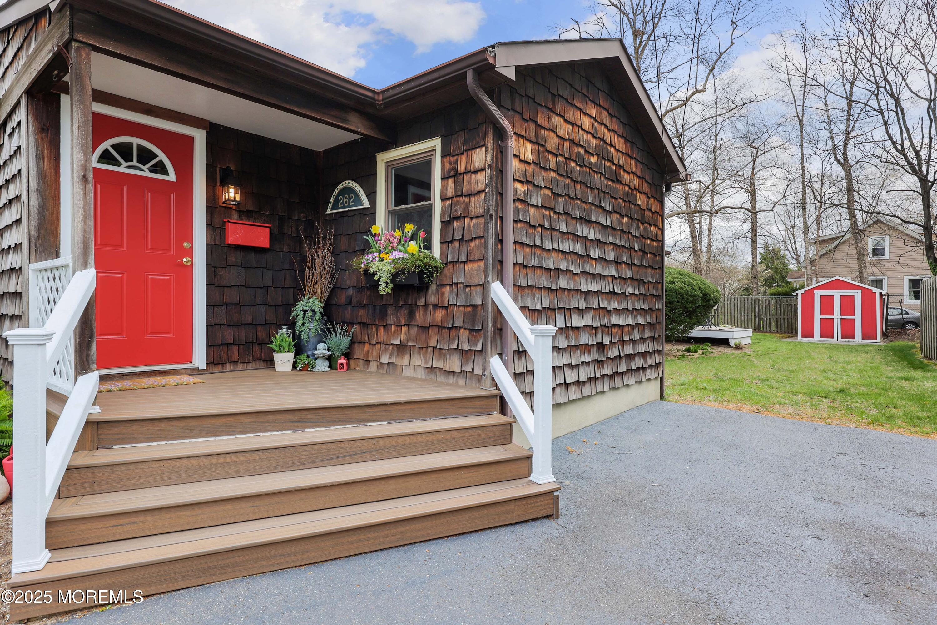 262 Chamone Avenue, Leonardo, New Jersey image 4