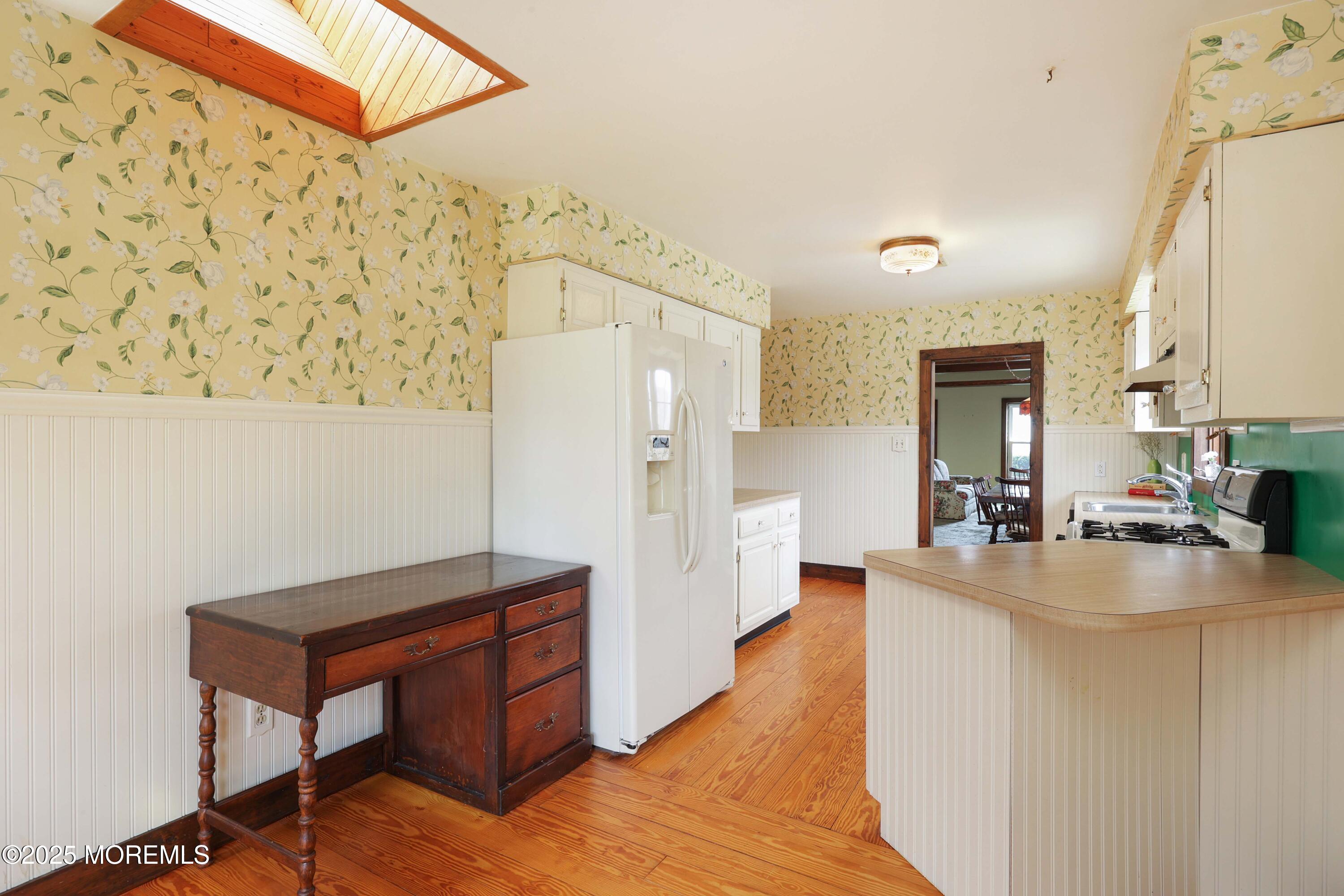 262 Chamone Avenue, Leonardo, New Jersey image 25