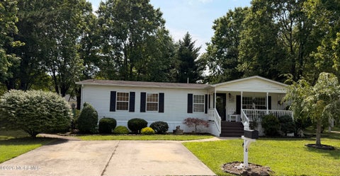 Mobile Home For Sale - 8 Tanglewood Drive<br/> Cream Ridge, NJ 08514