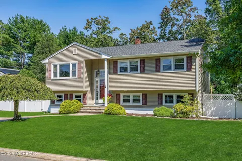 42 Edgewood Avenue, Little Silver, NJ 07739 - MLS#: 22505122