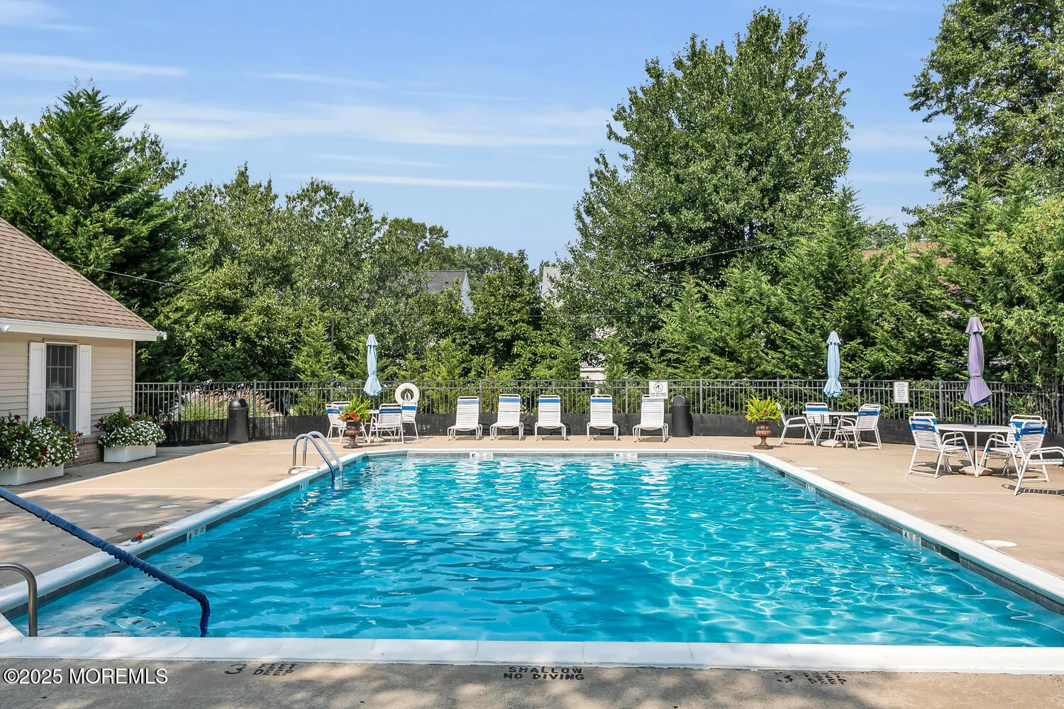 Red Bank, New Jersey 07701, United States, 3 Bedrooms Bedrooms, ,3 BathroomsBathrooms,Residential,Active,191340