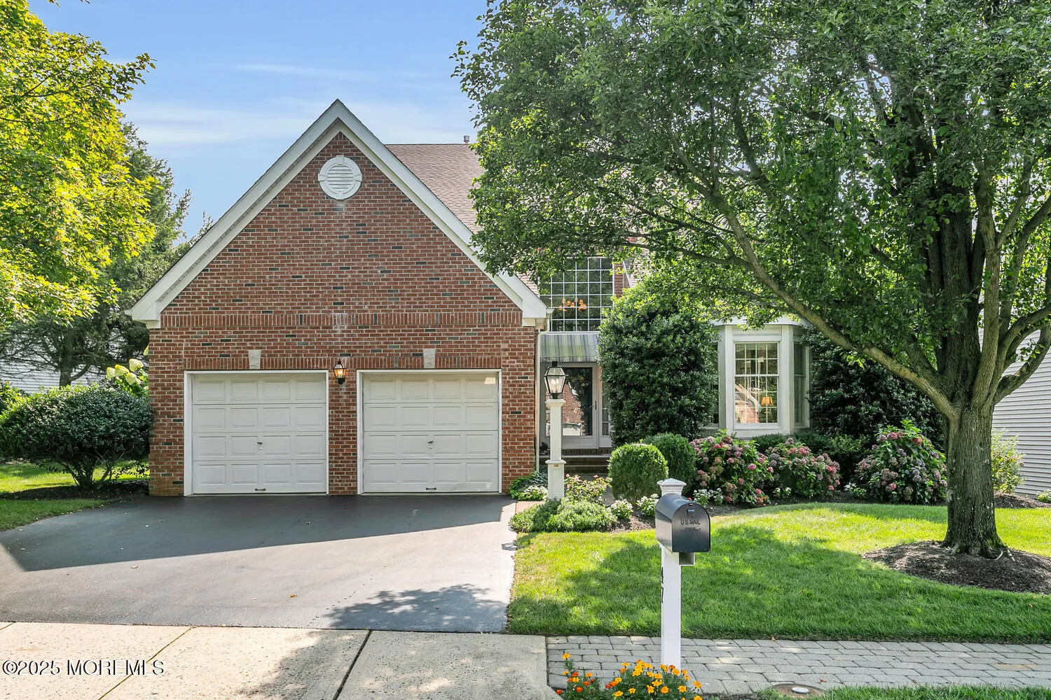 Red Bank, New Jersey 07701, United States, 3 Bedrooms Bedrooms, ,3 BathroomsBathrooms,Residential,Active,191340