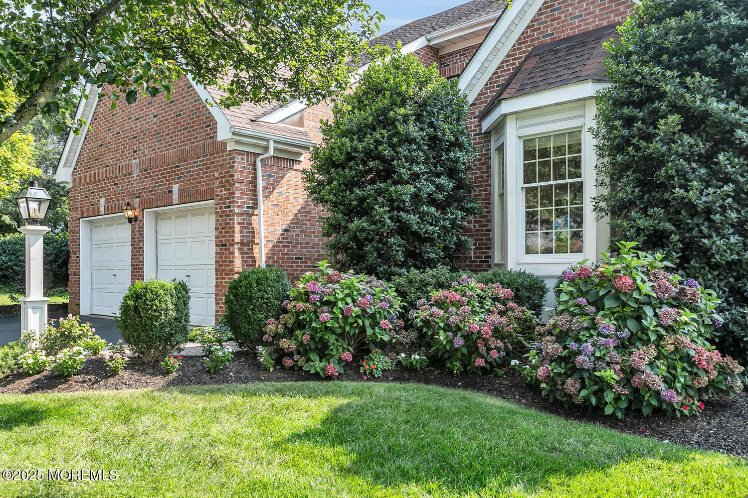 Red Bank, New Jersey 07701, United States, 3 Bedrooms Bedrooms, ,3 BathroomsBathrooms,Residential,Active,191340