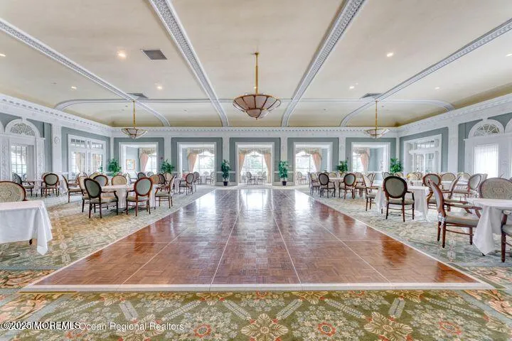 Spring Lake, New Jersey 07762, United States, 1 Bedroom Bedrooms, ,1 BathroomBathrooms,Residential,Active,134925