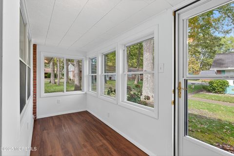 Condo For Sale - 72F Dorchester Drive<br/> Lakewood, NJ 08701