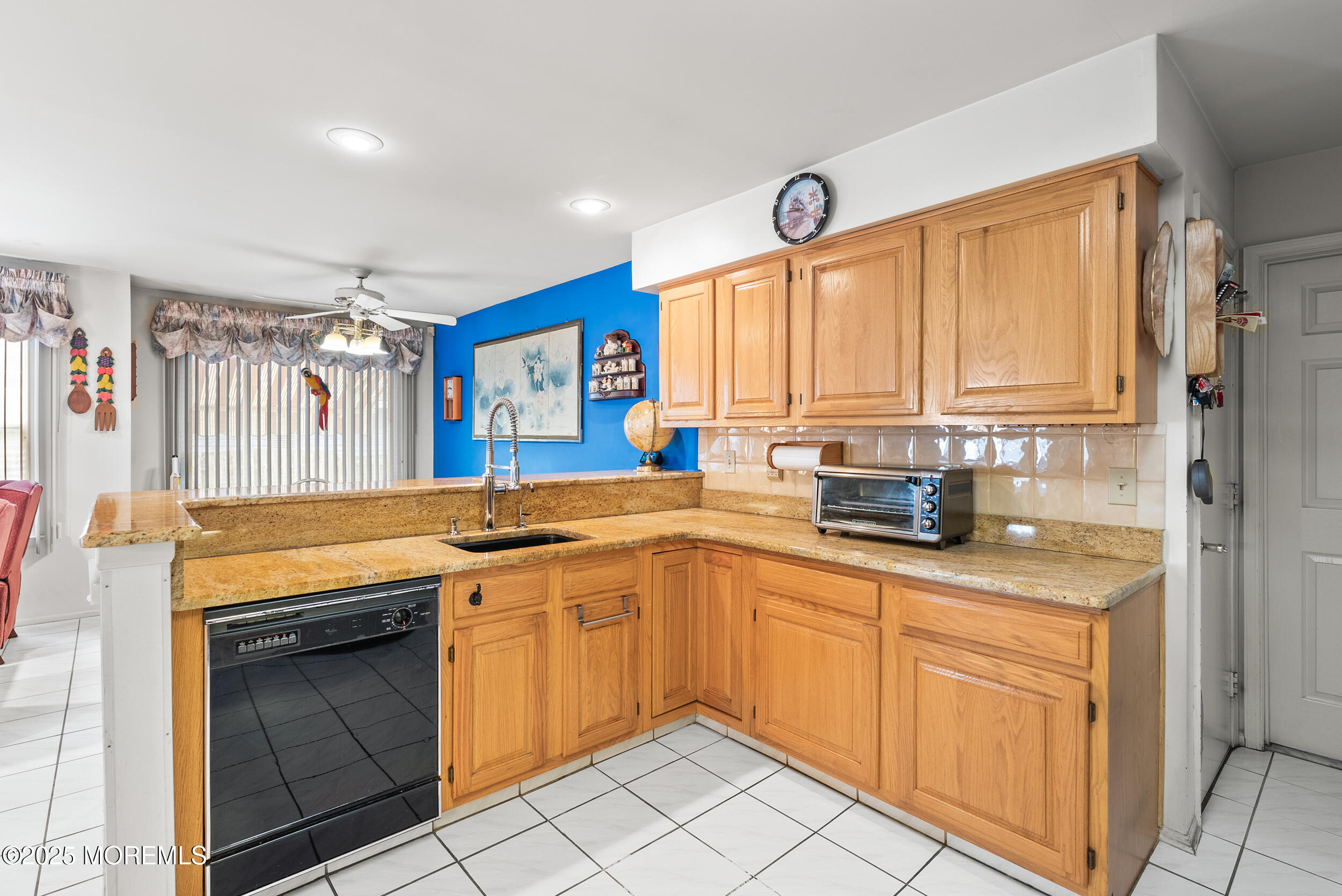 14 Spruce Hollow Drive, Howell, New Jersey image 10