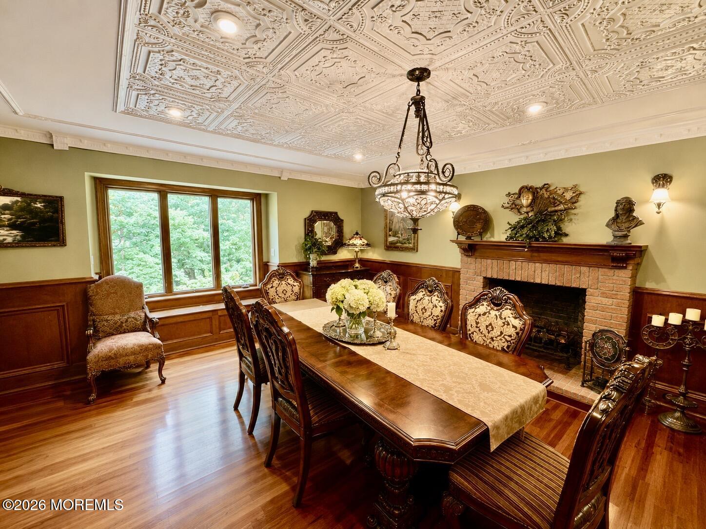 827 Holmdel Road