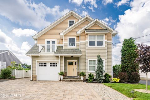 Photo of 905 Bowsprit Point, Lanoka Harbor, NJ 08734 (MLS # 22536132)