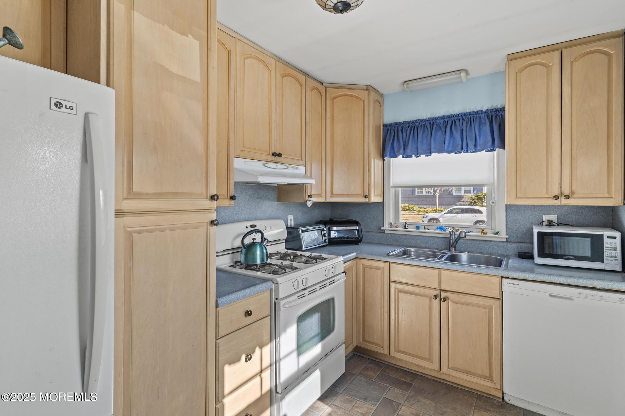 425 18th Avenue, Brick, New Jersey image 20
