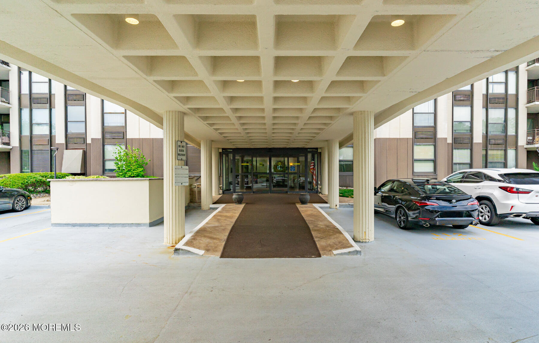 1 Scenic Drive 303