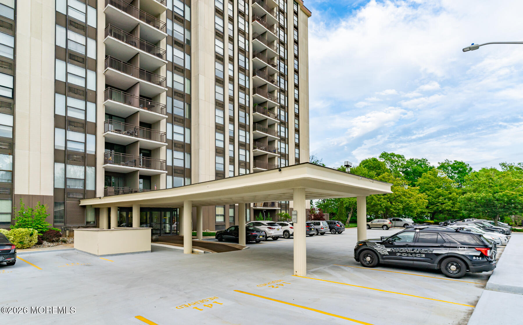 1 Scenic Drive 303