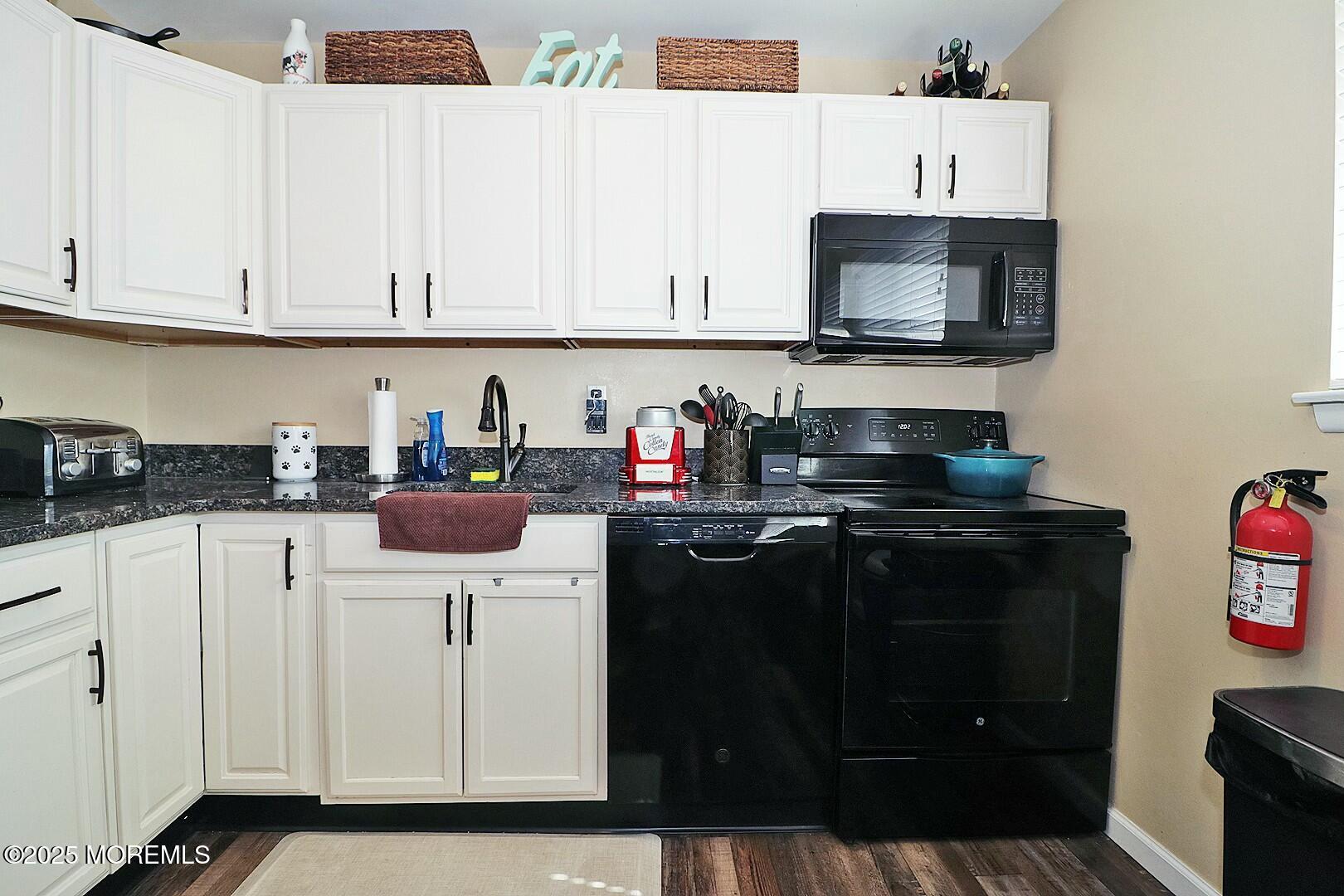 38 Tiller Drive, Barnegat, New Jersey image 13