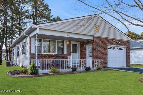 Homes For Sale - 148 Davenport Road<br/> Toms River, NJ 08757
