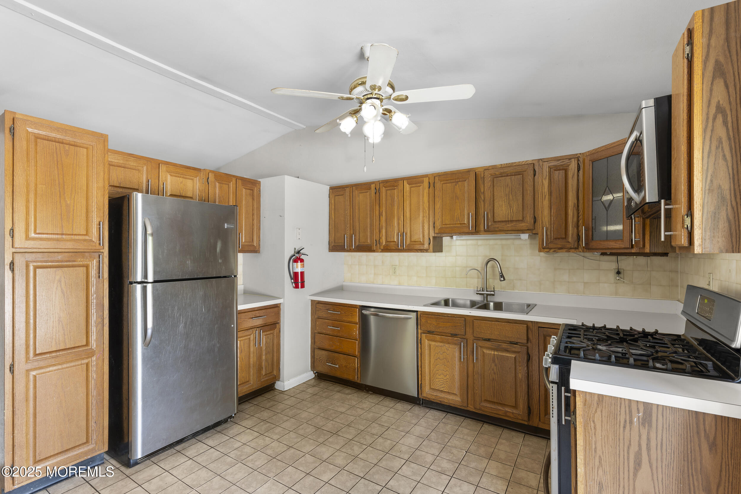 7 Cathedral Drive, Lakewood, New Jersey image 10